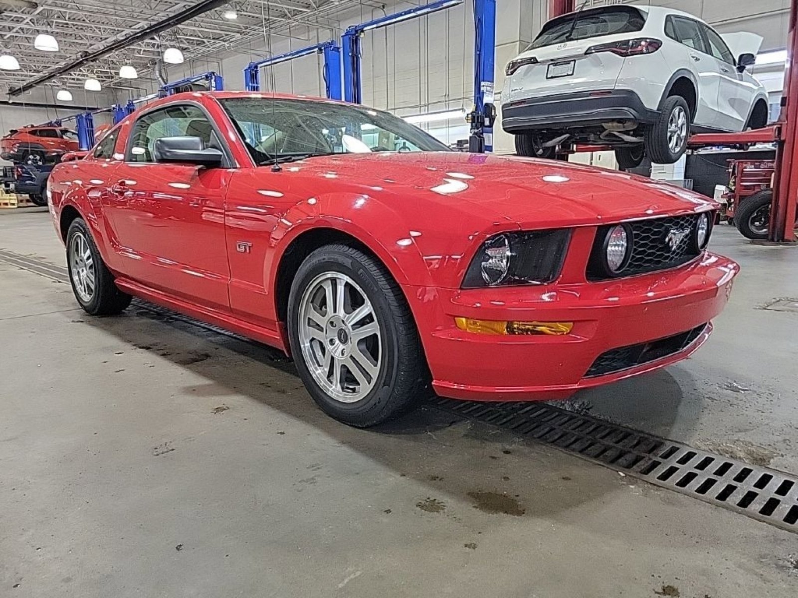 Used 2005 Ford Mustang GT image 4