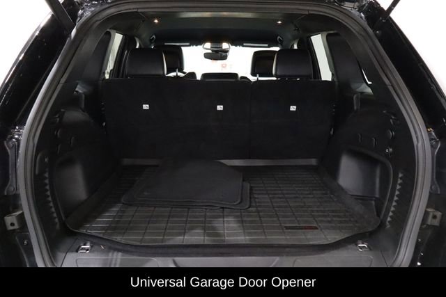 Used 2021 Jeep Grand Cherokee Laredo X image 17