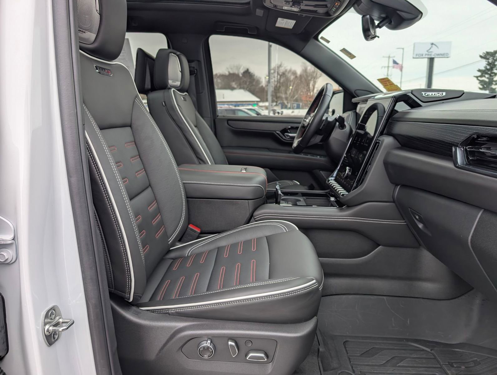 Certified 2025 GMC Yukon AT4 Ultimate w/ LPO, Floor Liner Package image 48