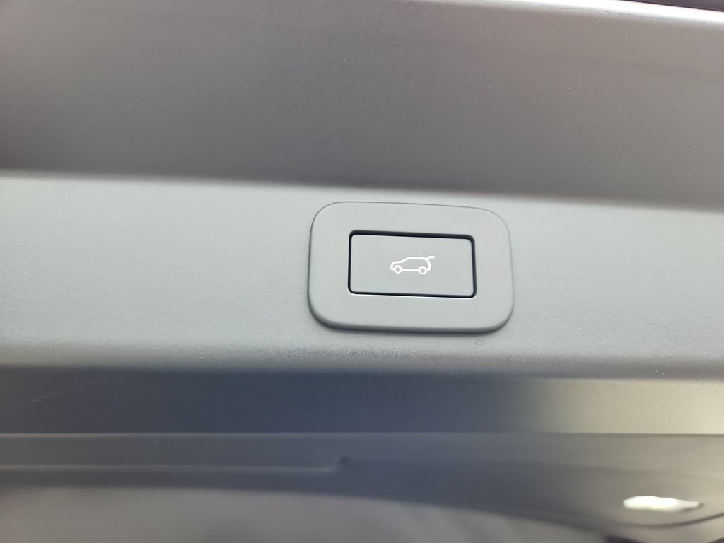 New 2026 Land Rover Range Rover Sport Dynamic SE AWD/4WD image 14