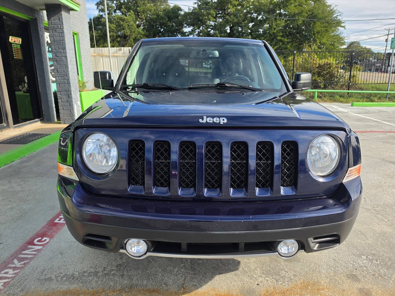 Used 2016 Jeep Patriot High Altitude FWD image 7