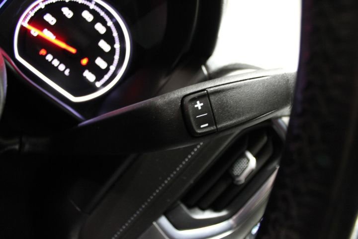 Used 2021 Chevrolet Silverado 2500 LT w/ Texas Edition image 41