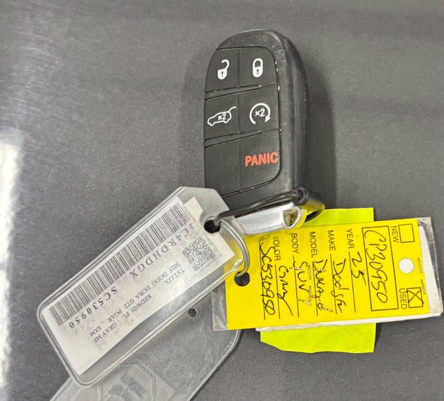 Used 2025 Dodge Durango GT RWD image 29