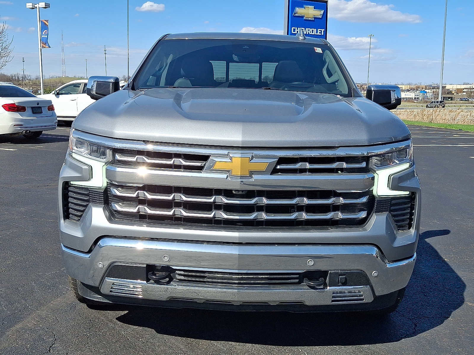 Used 2024 Chevrolet Silverado 1500 LTZ w/ LTZ Premium Package AWD/4WD video 2