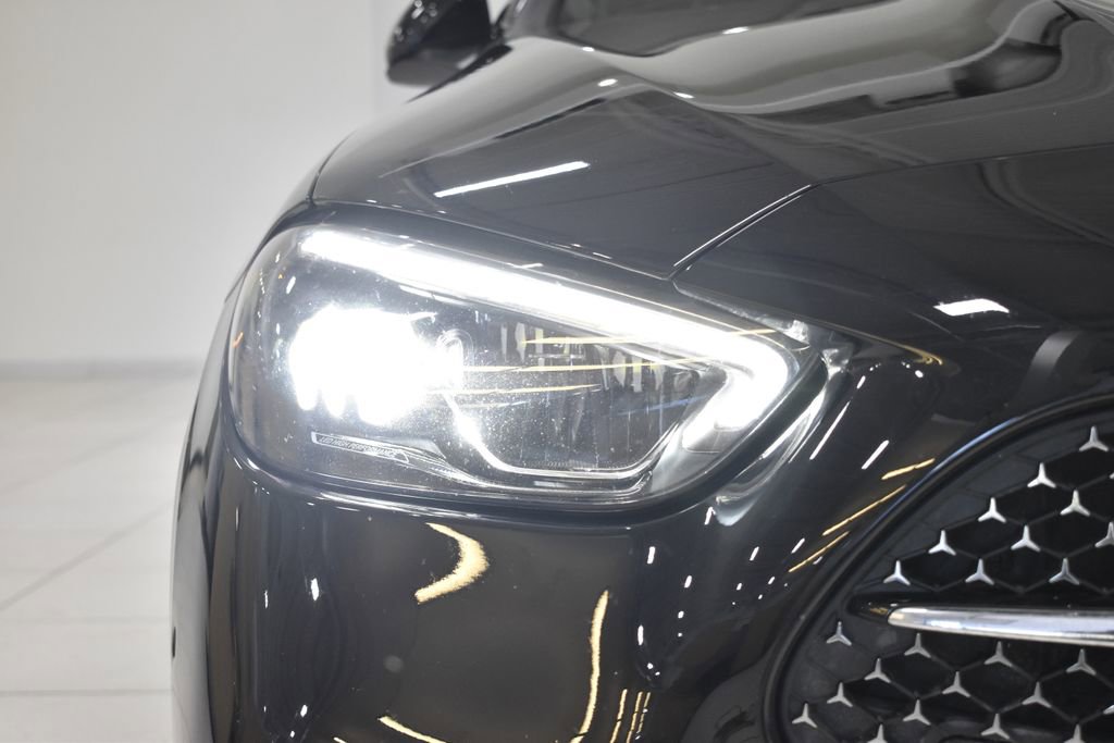 Certified 2024 Mercedes-Benz C 300 4MATIC Sedan image 18