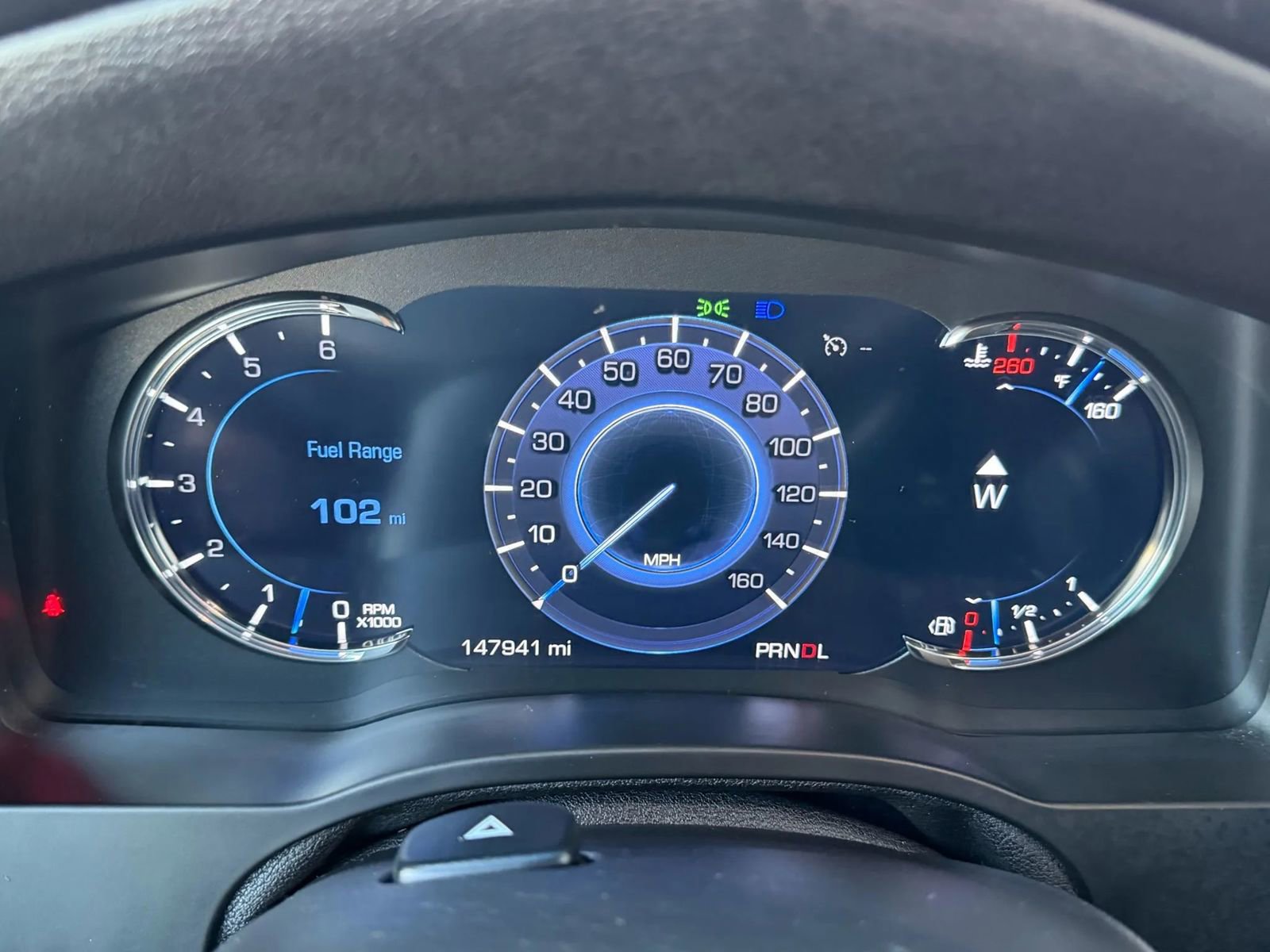 Used 2018 Cadillac Escalade ESV Luxury AWD/4WD image 22