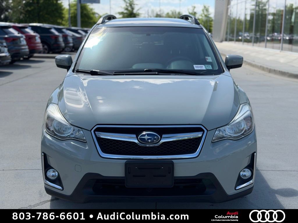 Used 2017 Subaru Crosstrek 2.0i Premium image 3