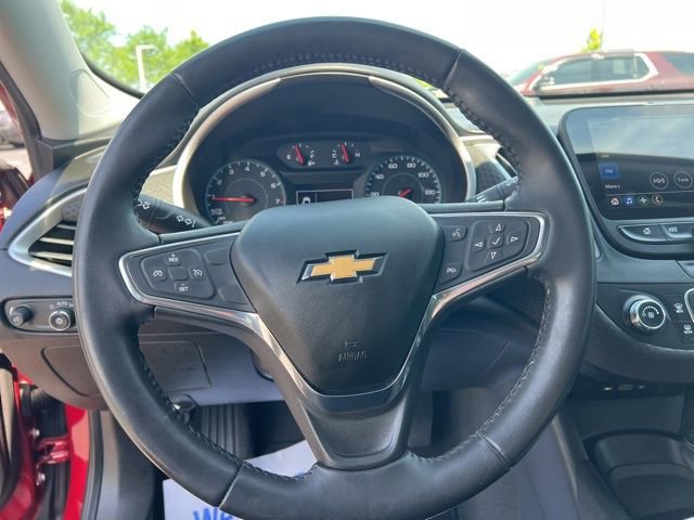 Used 2019 Chevrolet Malibu RS FWD image 13