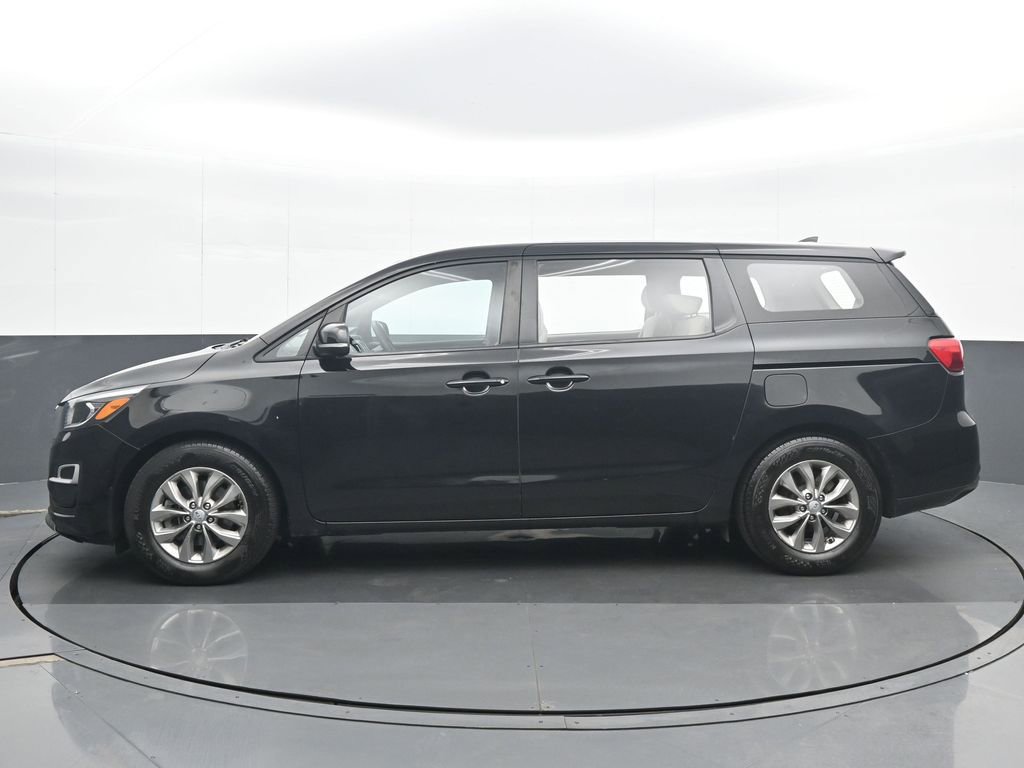 Used 2020 Kia Sedona L FWD image 3