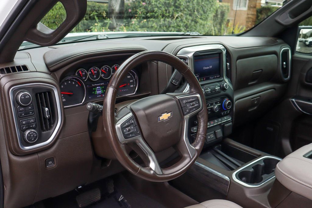 Used 2022 Chevrolet Silverado 1500 LTZ w/ LTZ Premium Package AWD/4WD image 19