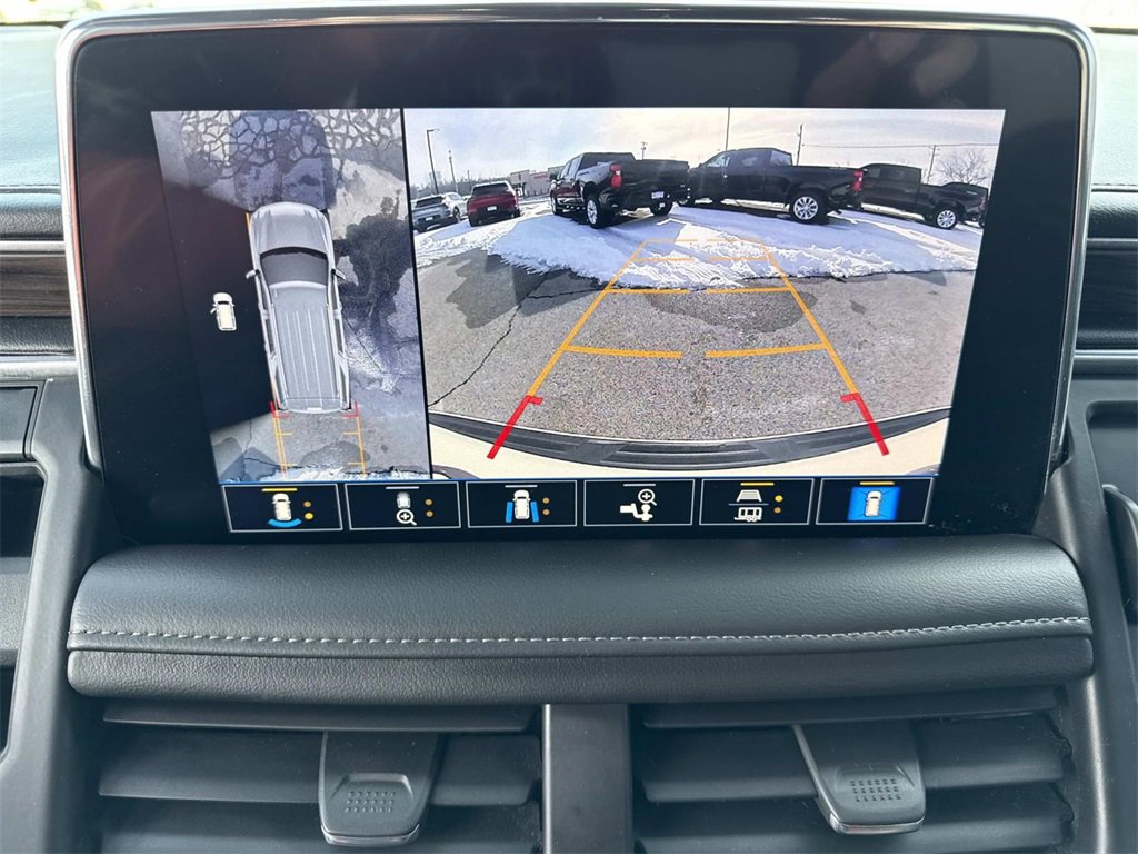 Used 2021 Chevrolet Tahoe Z71 w/ Z71 Signature Package image 18