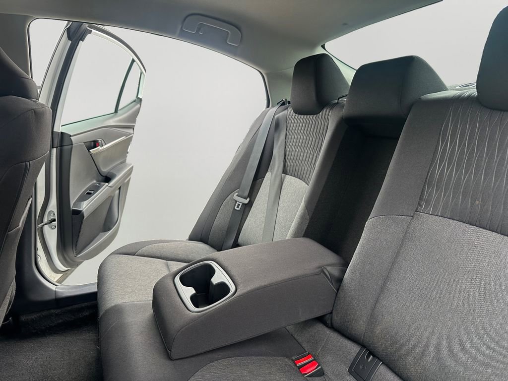 Used 2025 Toyota Camry LE image 25