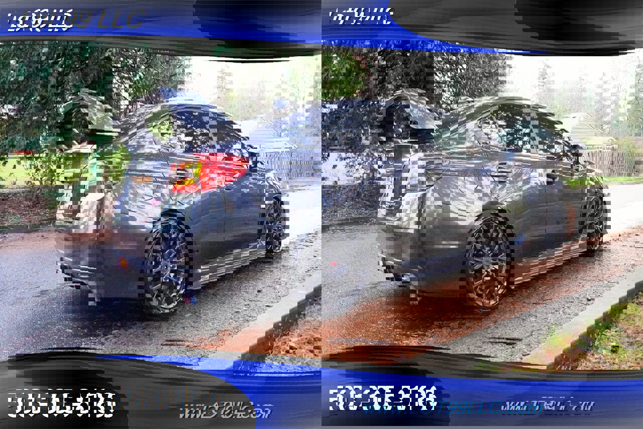 Used 2015 Subaru WRX STI Limited image 9