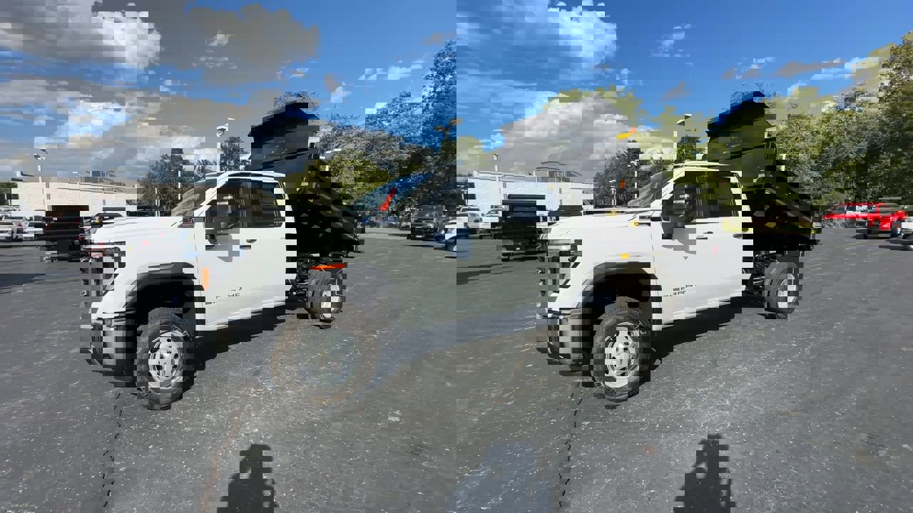 New 2025 GMC Sierra 3500 Pro w/ Convenience Package image 4