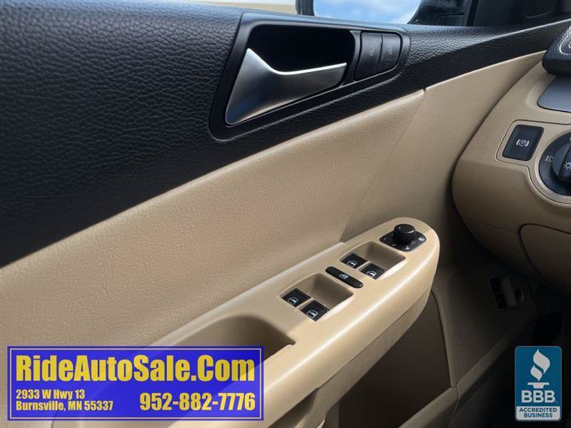 Used 2009 Volkswagen Passat Komfort FWD image 36