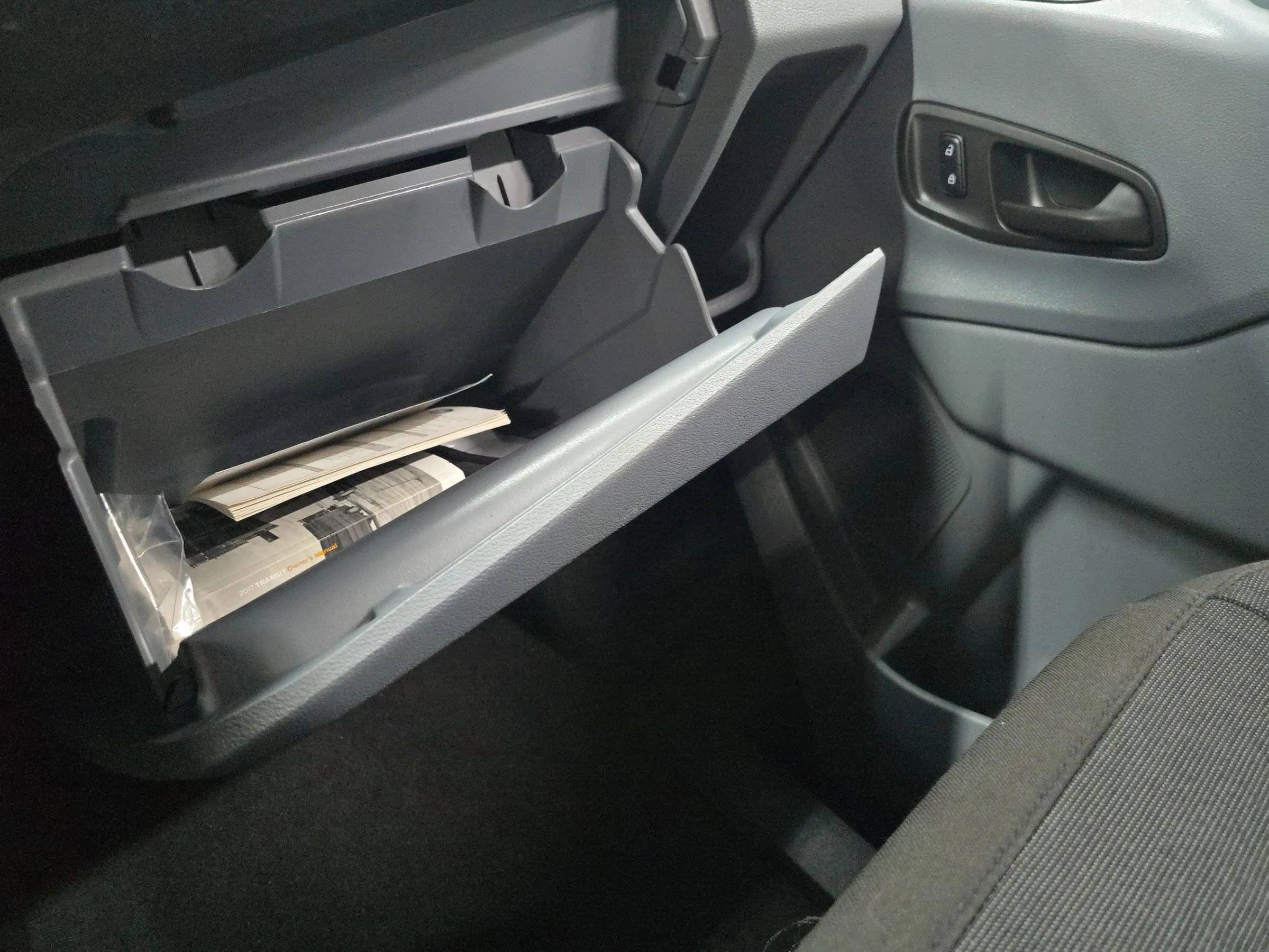 Used 2017 Ford Transit 150 XLT image 24