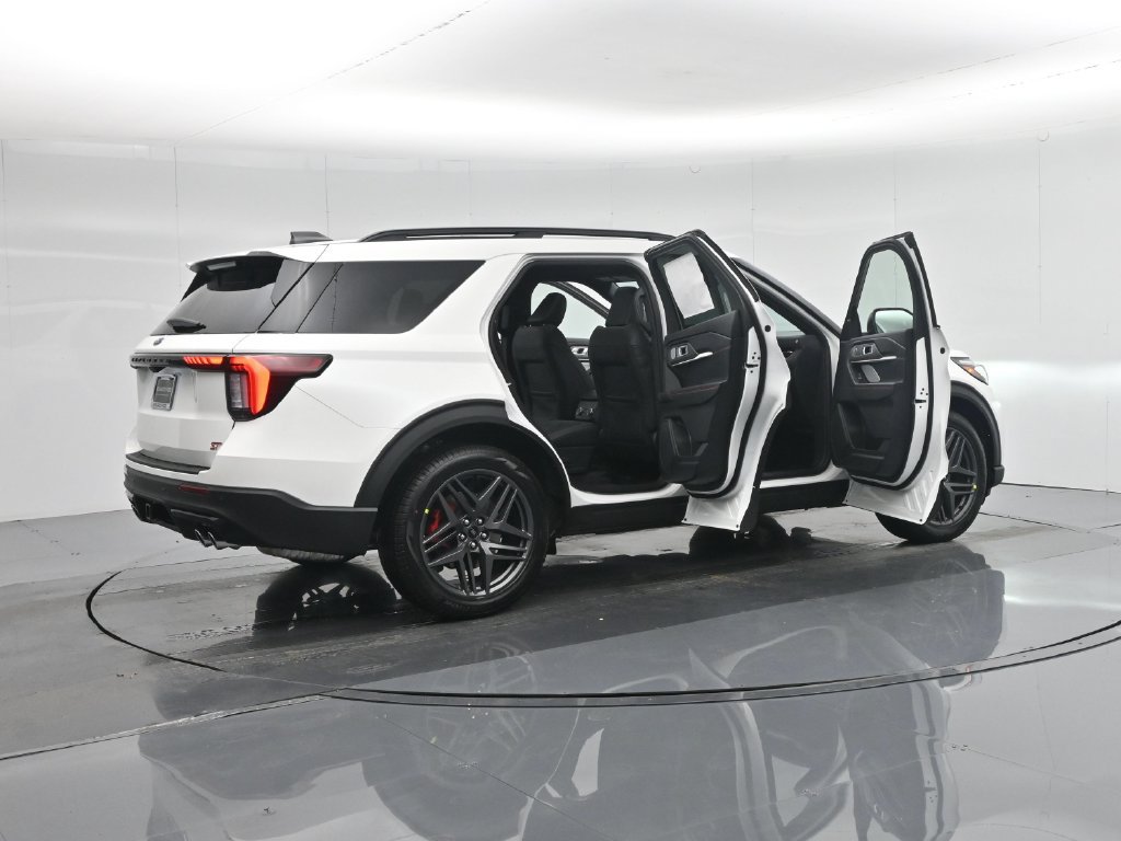 New 2026 Ford Explorer ST w/ Sun And Sound Package AWD/4WD image 5