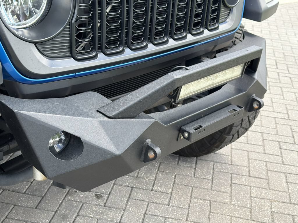 Used 2024 Jeep Wrangler Unlimited Sport AWD/4WD image 11