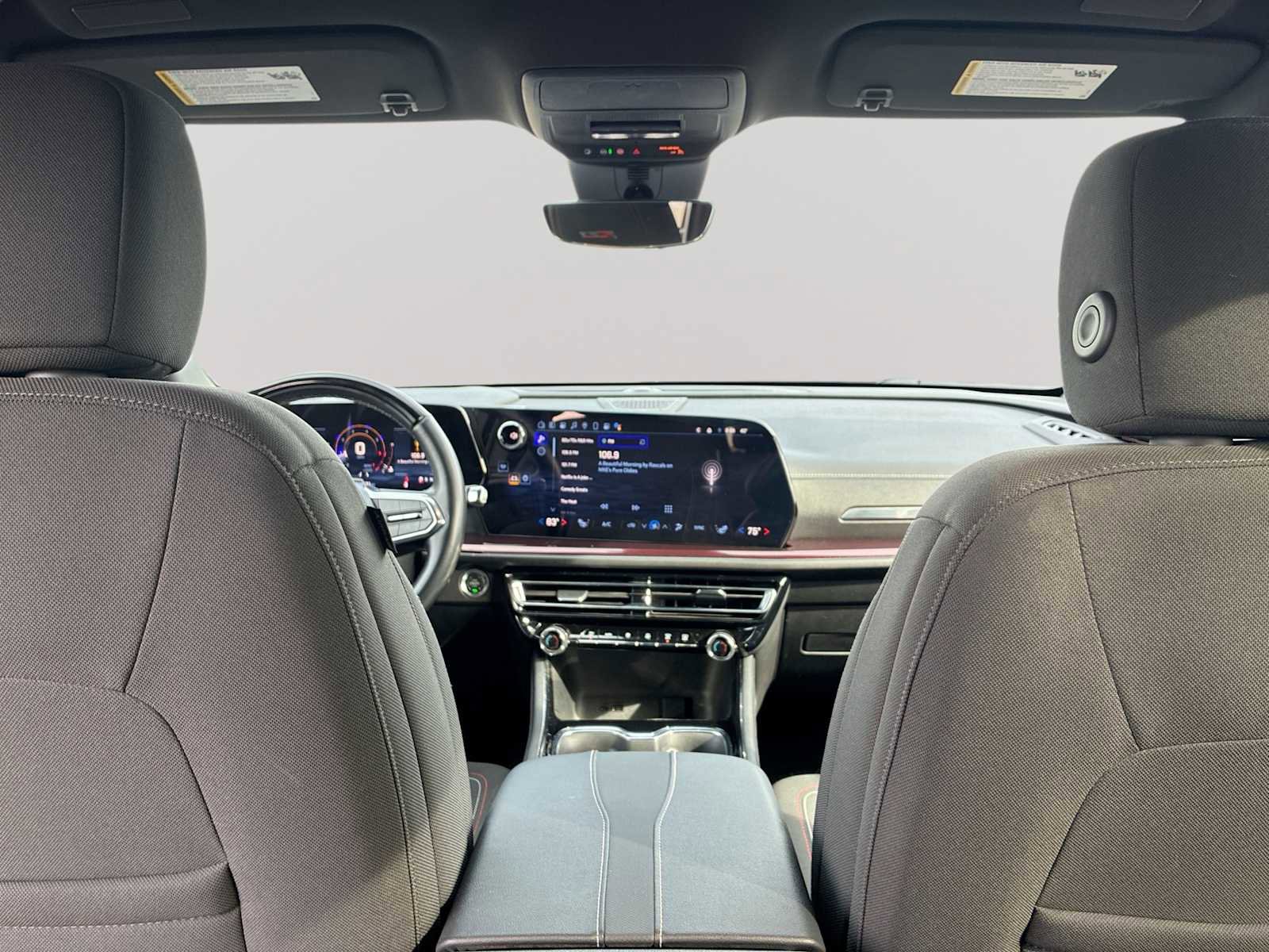 Certified 2024 Chevrolet Traverse Z71 w/ Enhanced Driving Package image 21