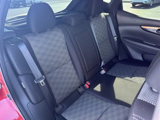 Used 2020 Nissan Rogue Sport SV w/ All-Weather Package image 18