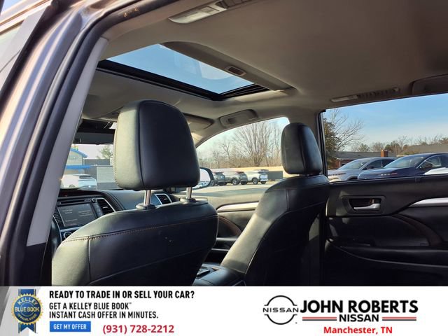 Used 2019 Toyota Highlander XLE image 10