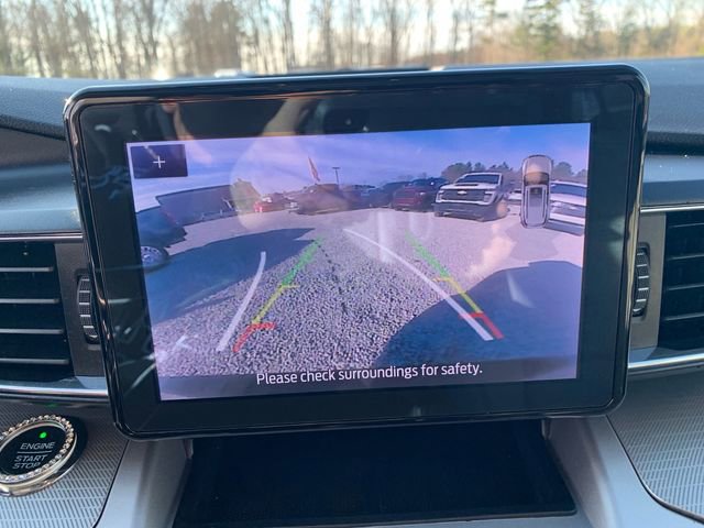 Used 2021 Ford Explorer XLT w/ Equipment Group 202A image 27