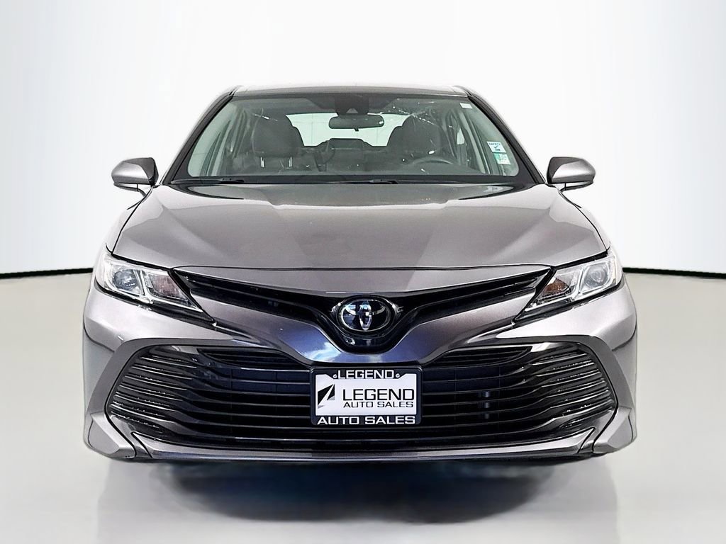 Used 2019 Toyota Camry LE FWD image 2