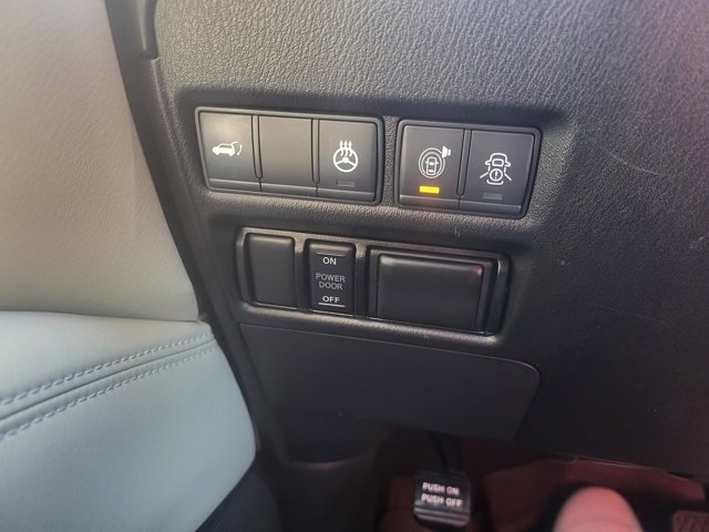 Used 2020 Nissan Armada Platinum w/ Captain's Chairs Package image 30