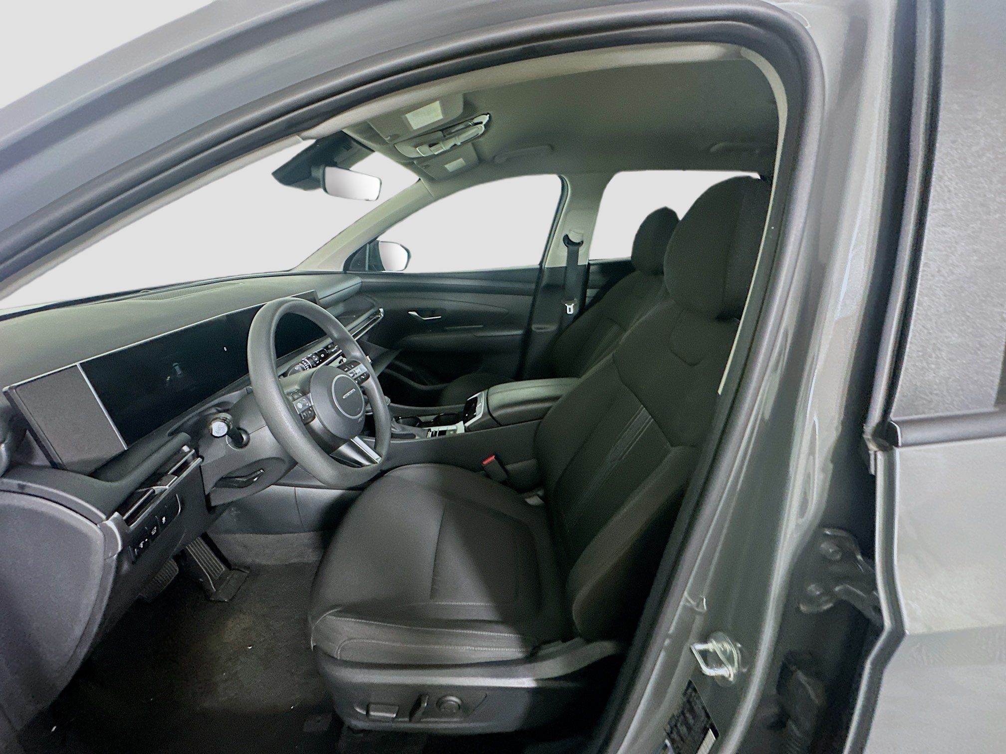 Used 2025 Hyundai Tucson SEL FWD image 13