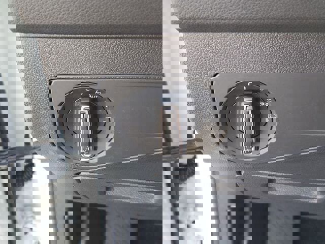 Certified 2024 Volkswagen Tiguan SE w/ Panoramic Sunroof Package image 29