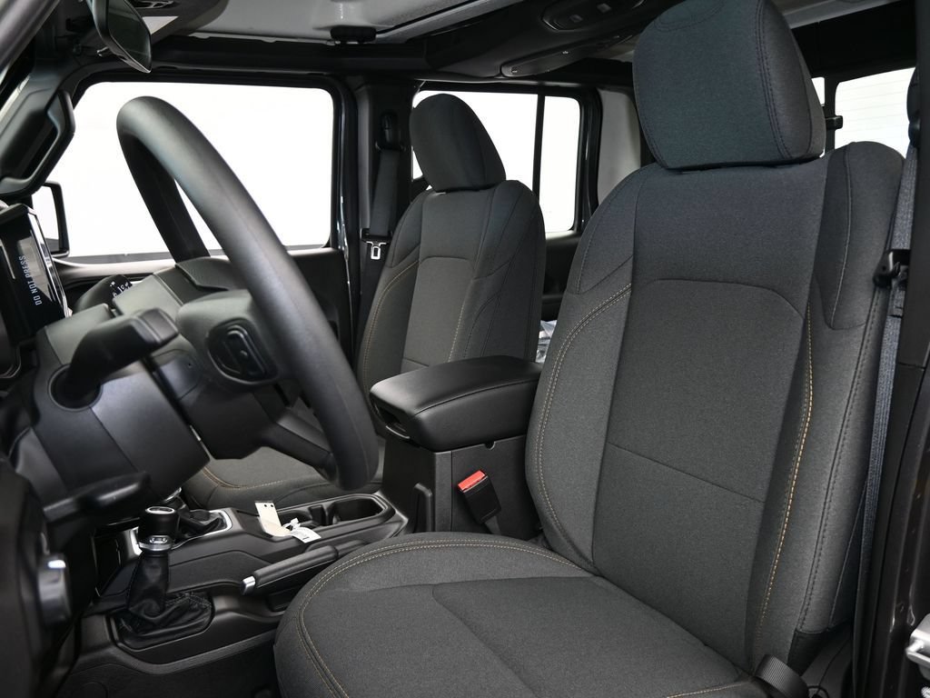New 2026 Jeep Gladiator Sport AWD/4WD image 10