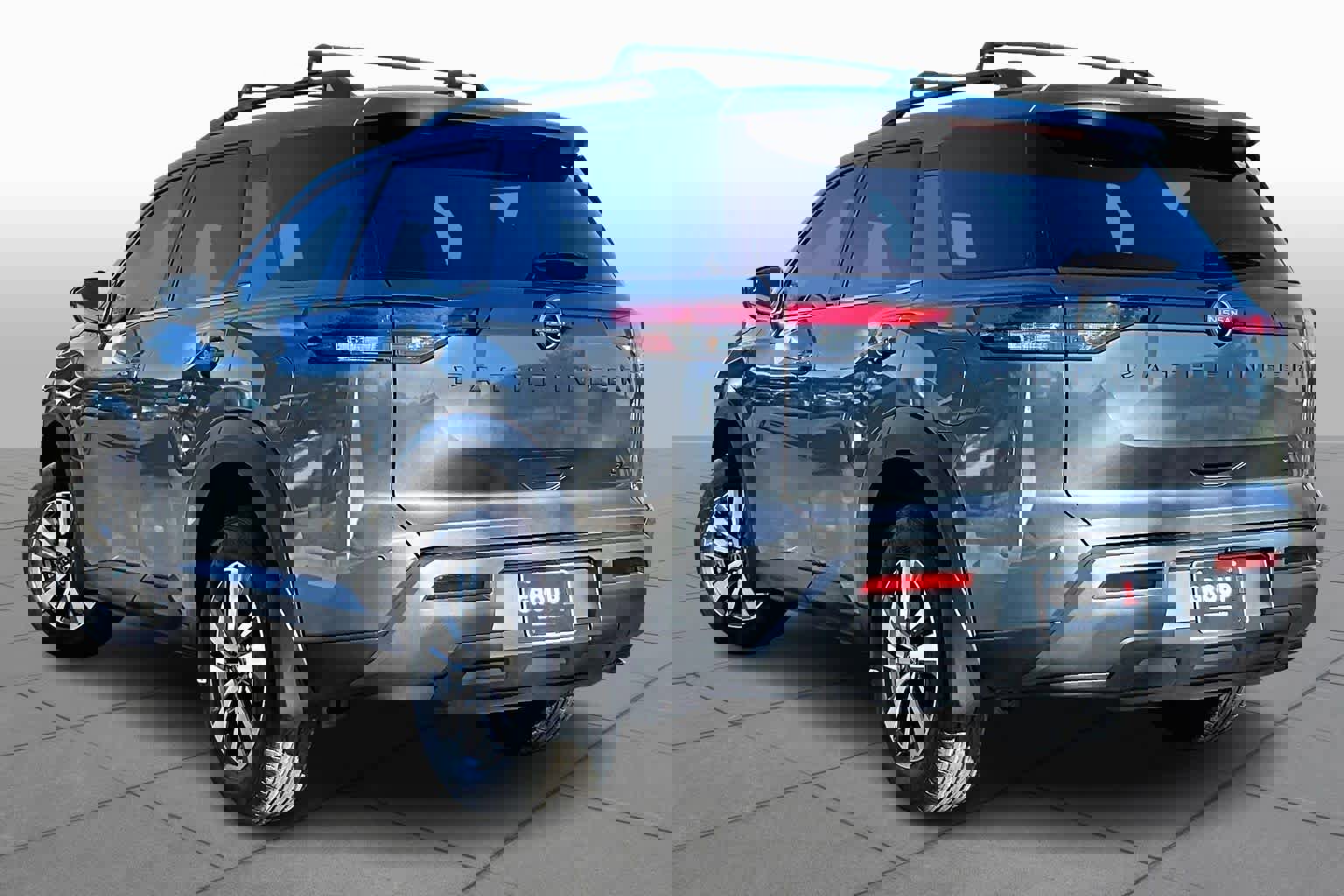 New 2026 Nissan Pathfinder SL image 12