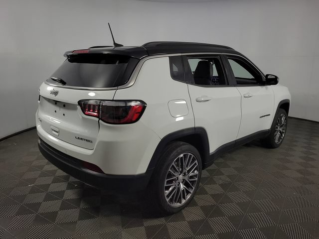 Used 2023 Jeep Compass Limited w/ Elite Group AWD/4WD image 8