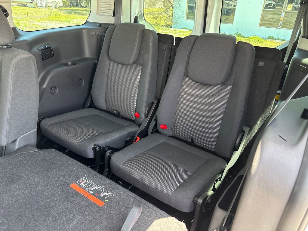 Used 2016 Ford Transit Connect XL image 29