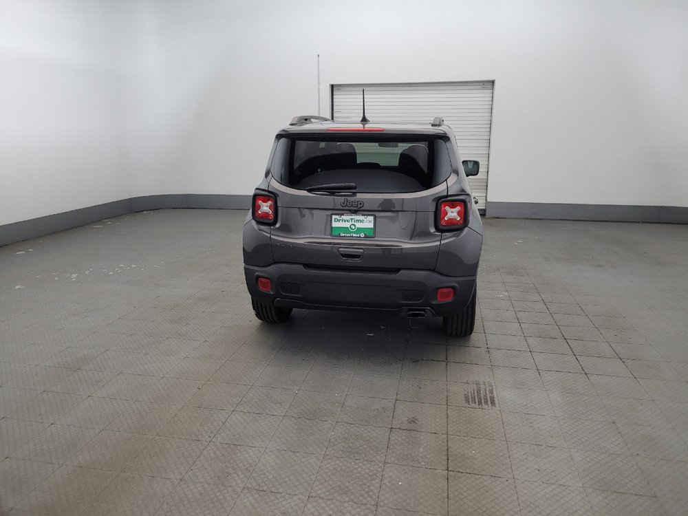 Used 2021 Jeep Renegade Latitude w/ Sun & Sound Group AWD/4WD image 7