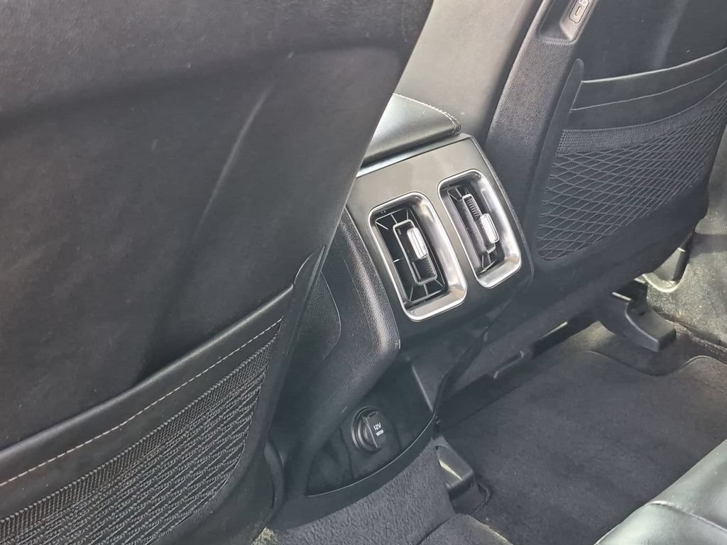 Certified 2024 Kia Sorento S FWD image 25