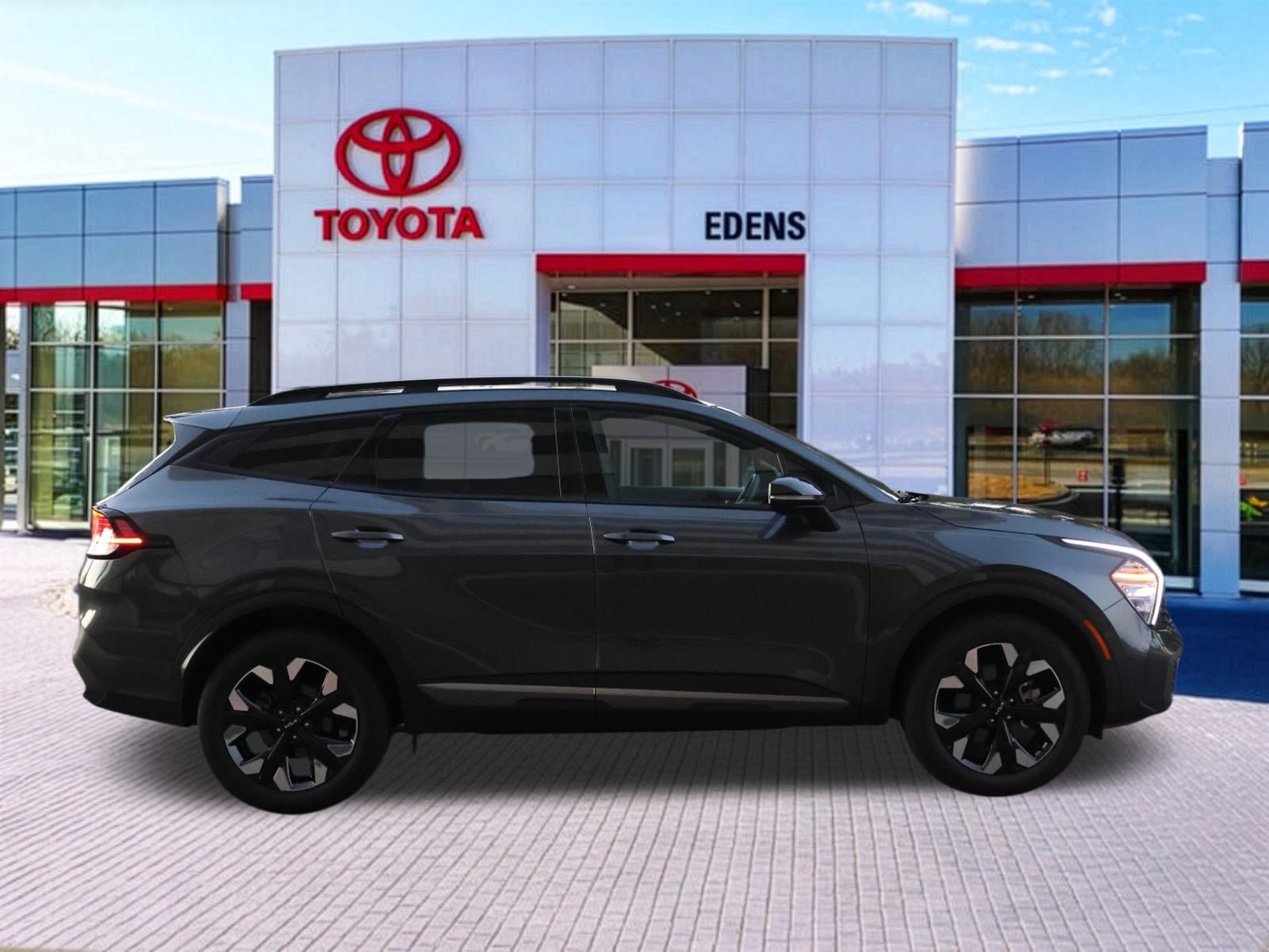 Used 2024 Kia Sportage X-Line w/ X-Line Premium Package AWD/4WD image 2