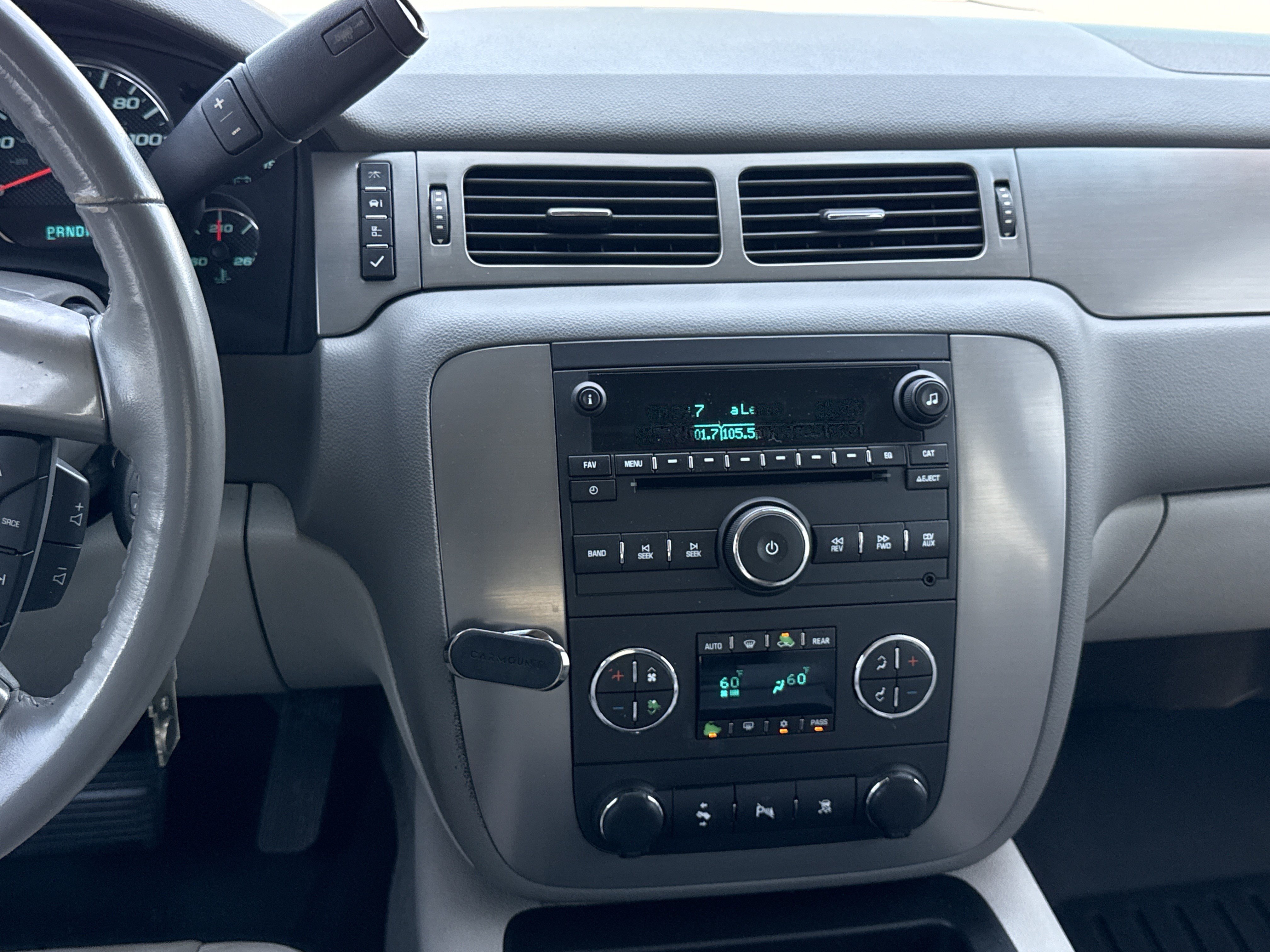 Used 2011 Chevrolet Tahoe LT w/ Luxury Package AWD/4WD image 28