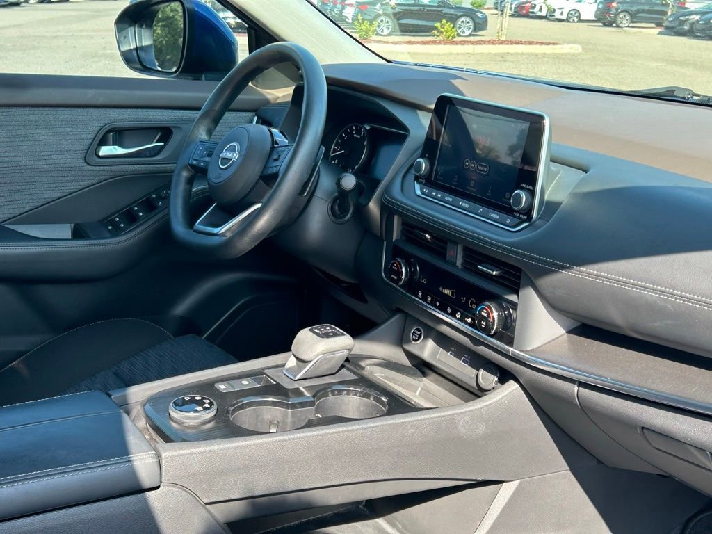 Used 2023 Nissan Rogue SV AWD/4WD image 48