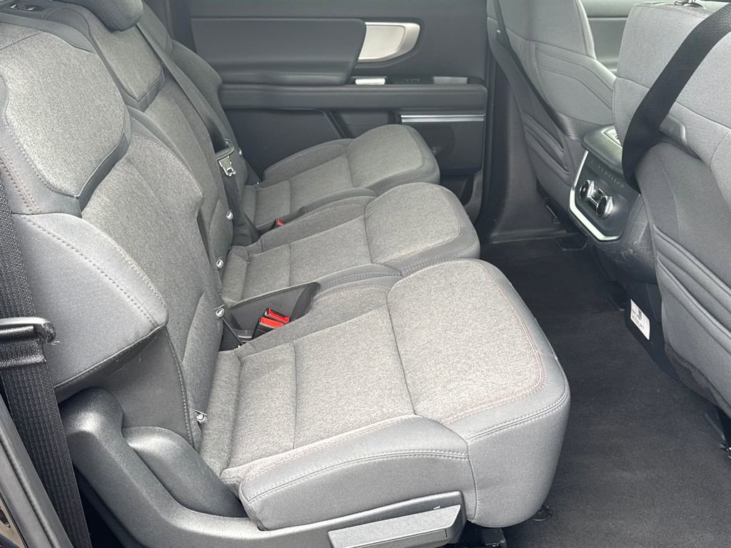 Used 2025 Ford Expedition Max Active AWD/4WD image 15