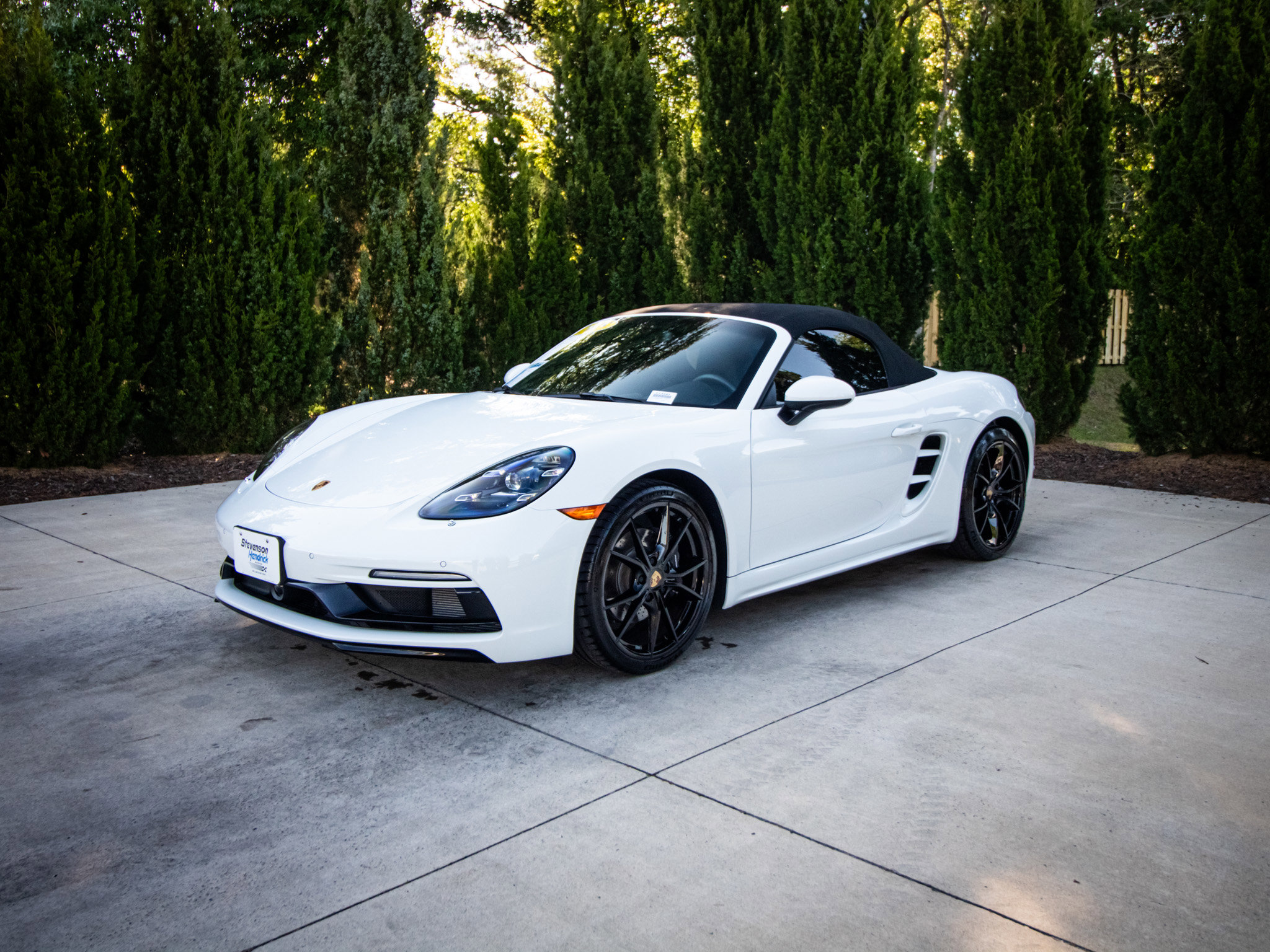 Used 2025 Porsche 718 Boxster RWD image 6