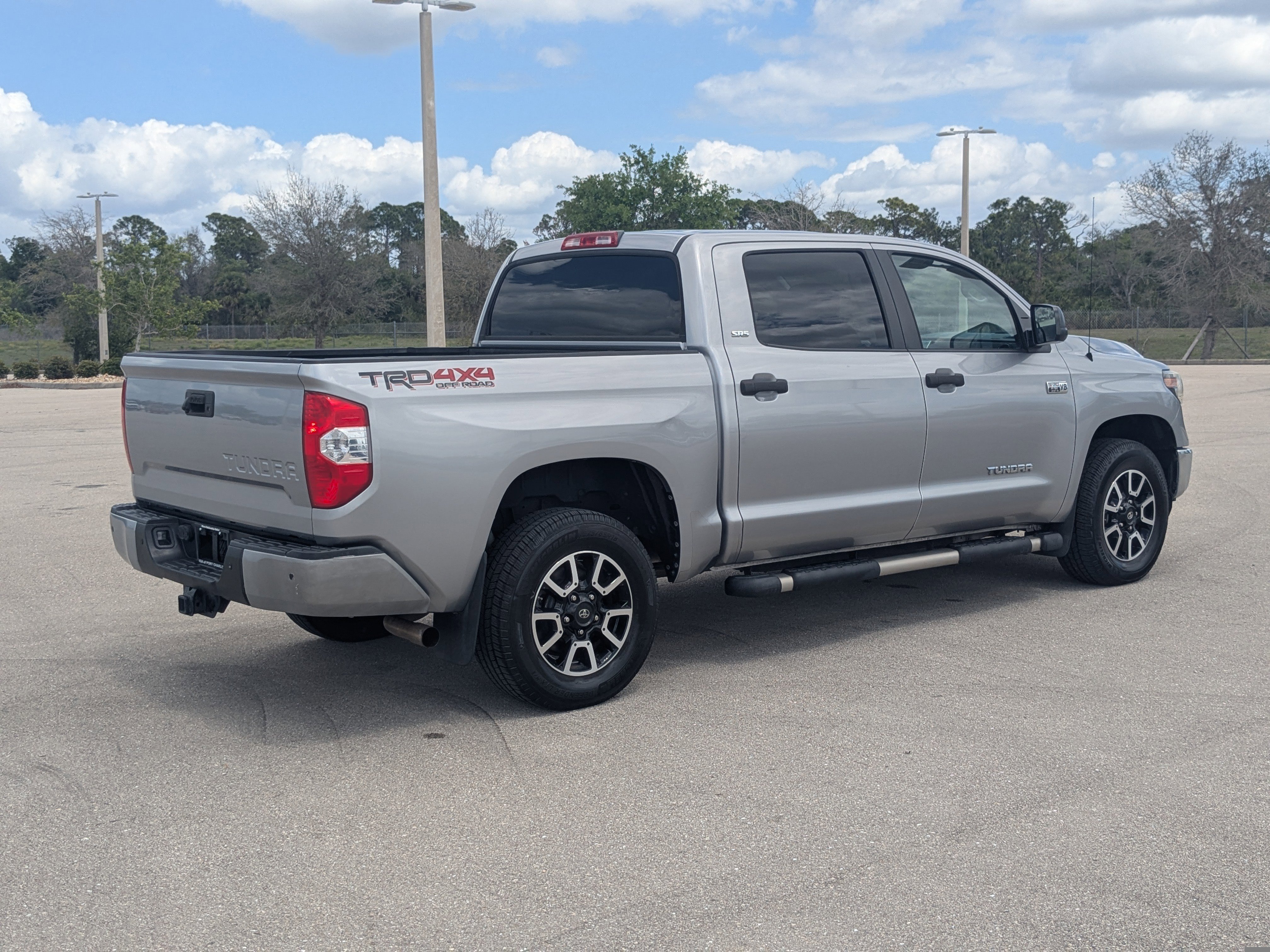 Used 2019 Toyota Tundra SR5 w/ TRD Off Road Package image 5