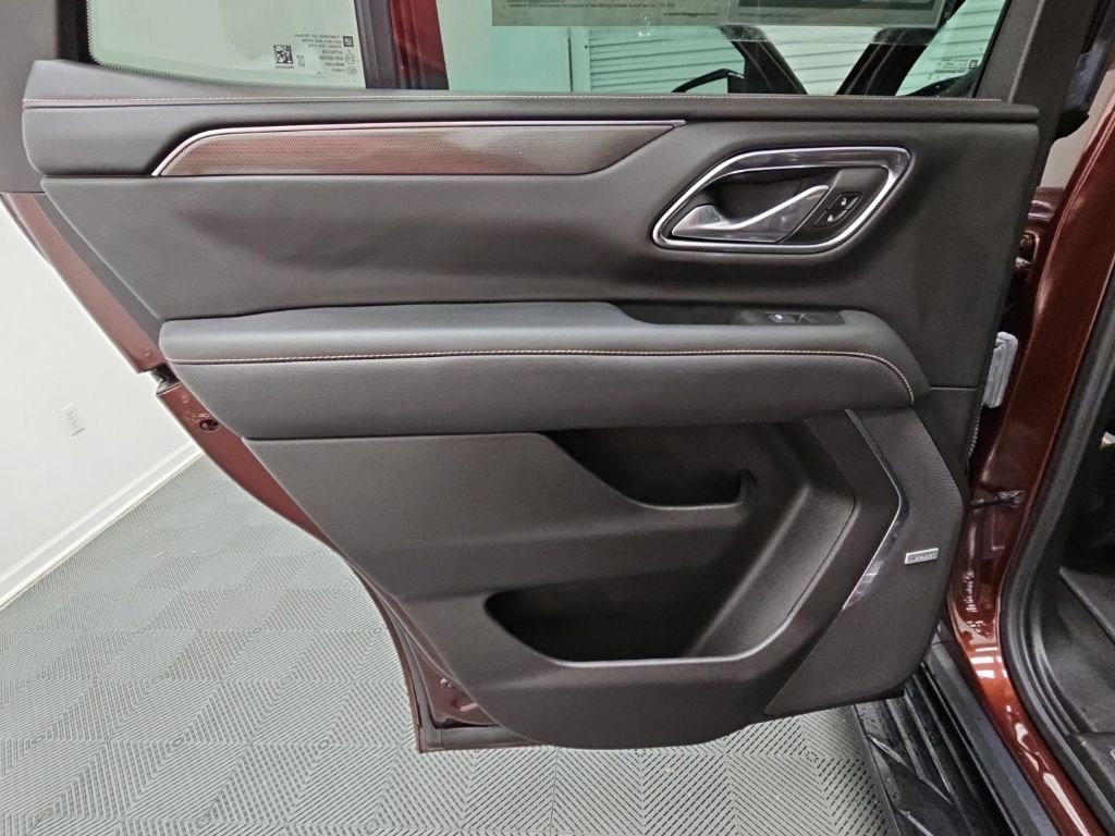 Used 2023 GMC Yukon AT4 w/ LPO, Floor Liner Package AWD/4WD image 36