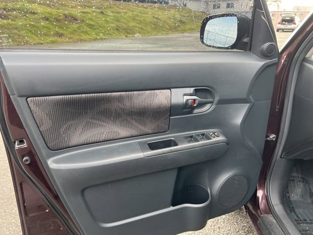 Used 2014 Scion xB image 10