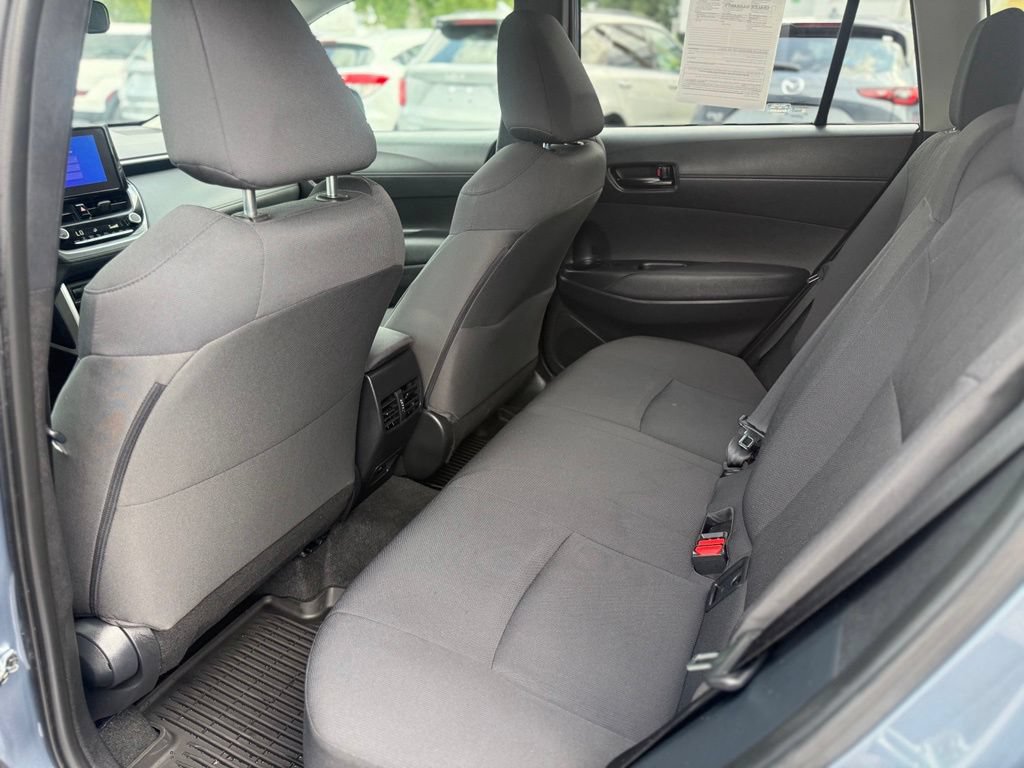 Used 2023 Toyota Corolla Cross LE AWD/4WD image 17