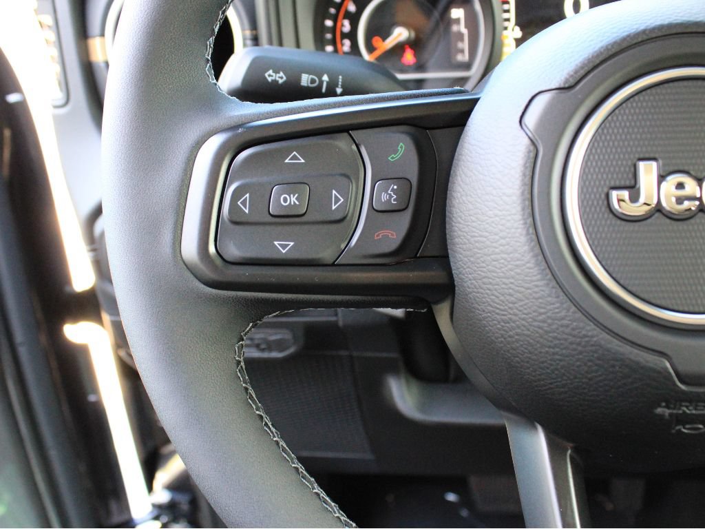 New 2026 Jeep Gladiator Mojave AWD/4WD image 16