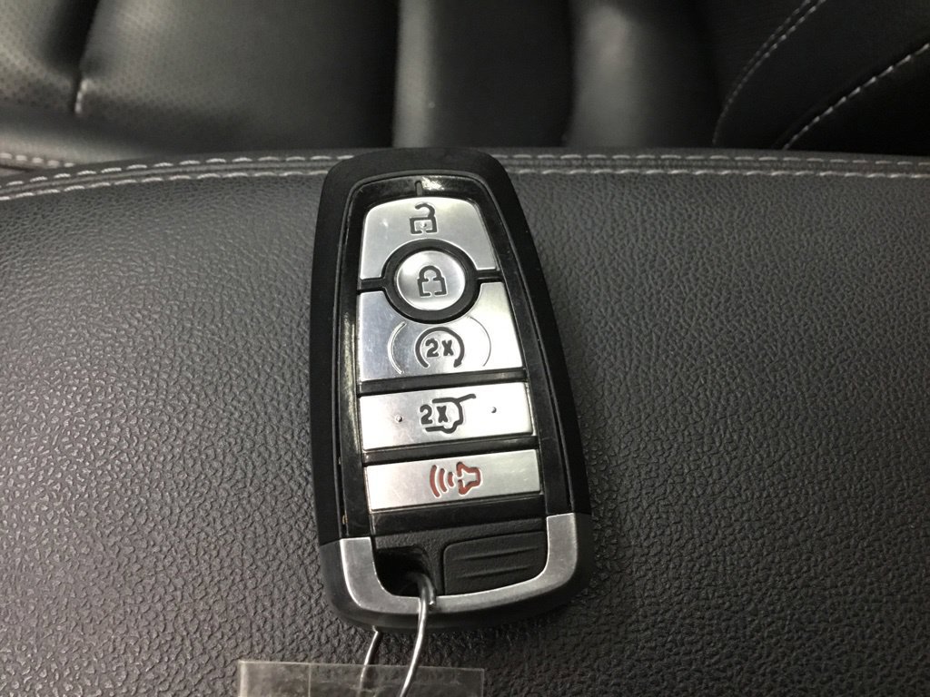 Used 2020 Ford Escape SEL AWD/4WD image 10