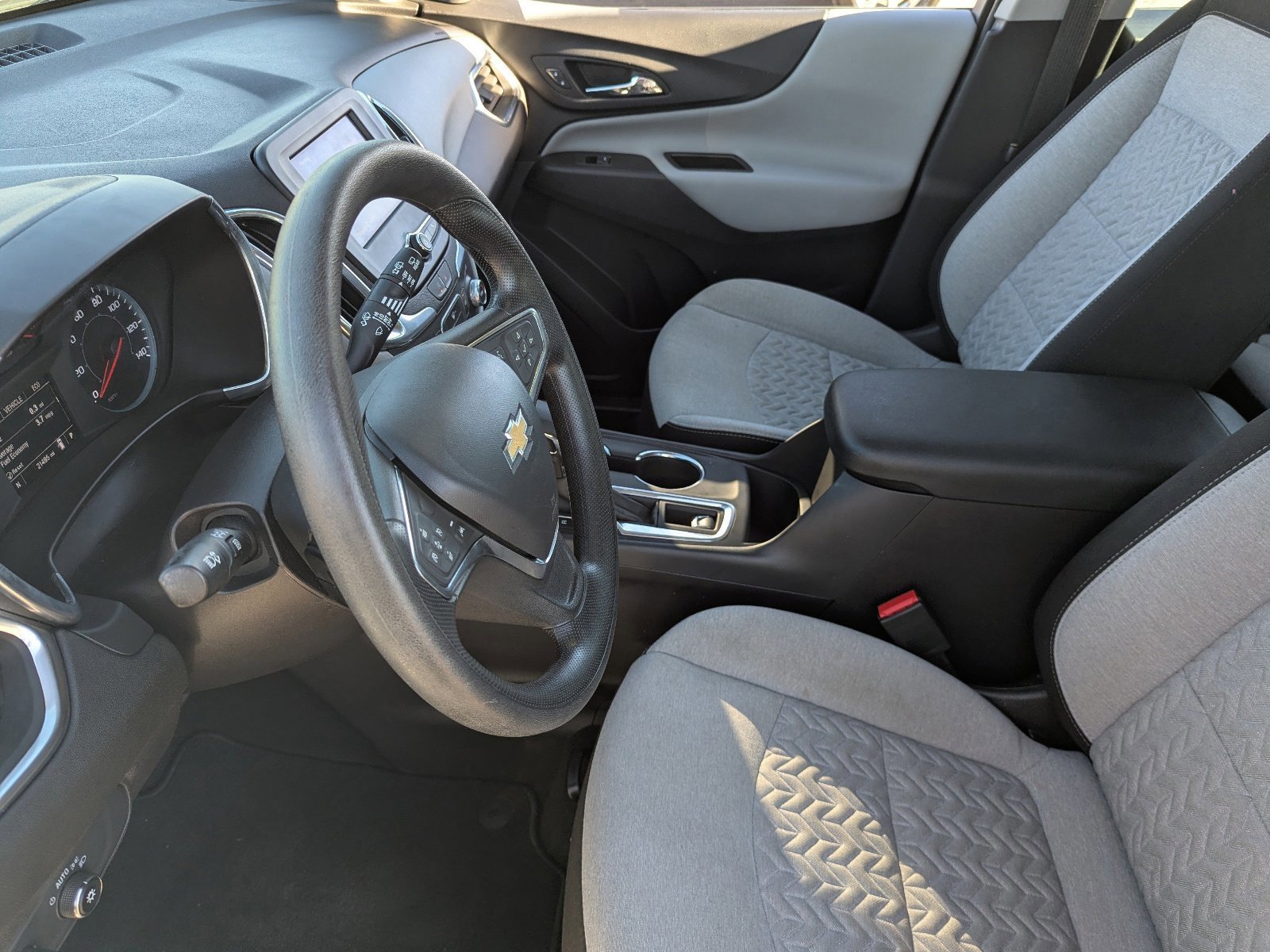 Used 2024 Chevrolet Equinox LS image 23