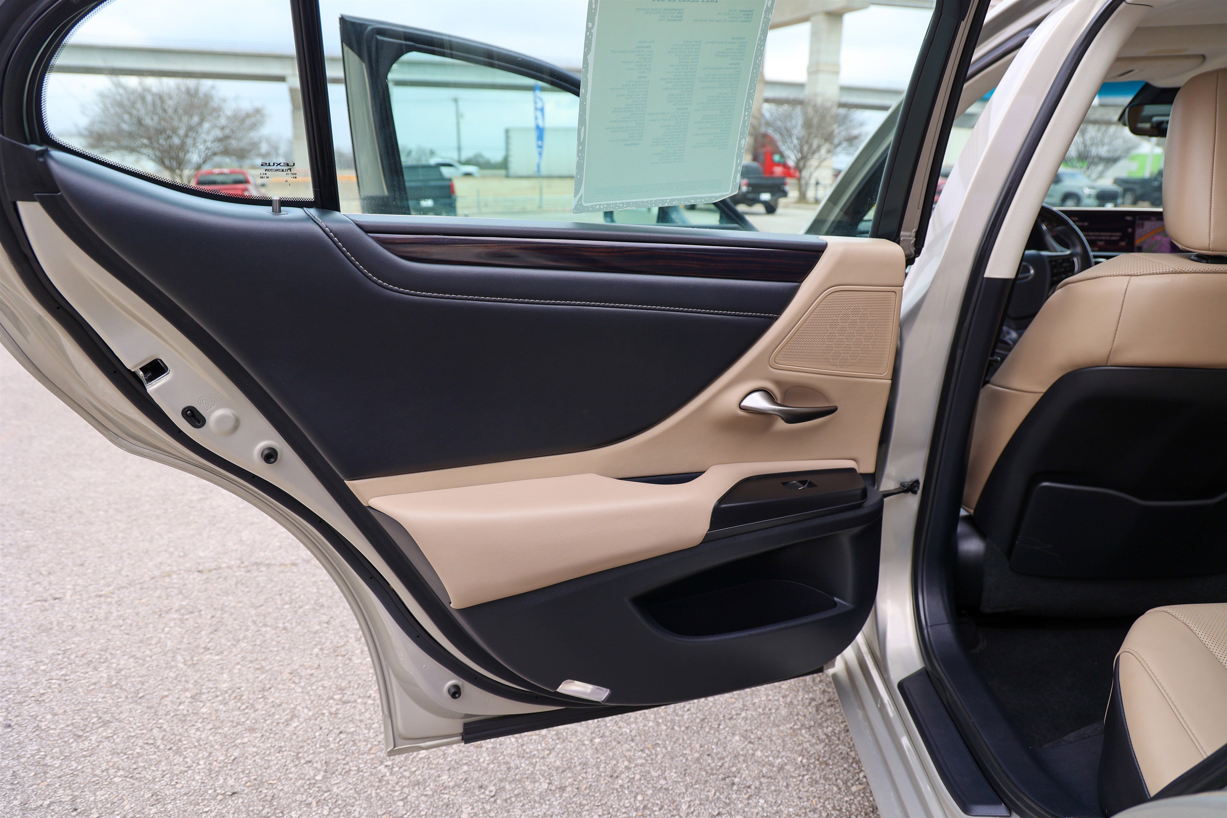 Used 2021 Lexus ES 350 w/ Premium Package image 36