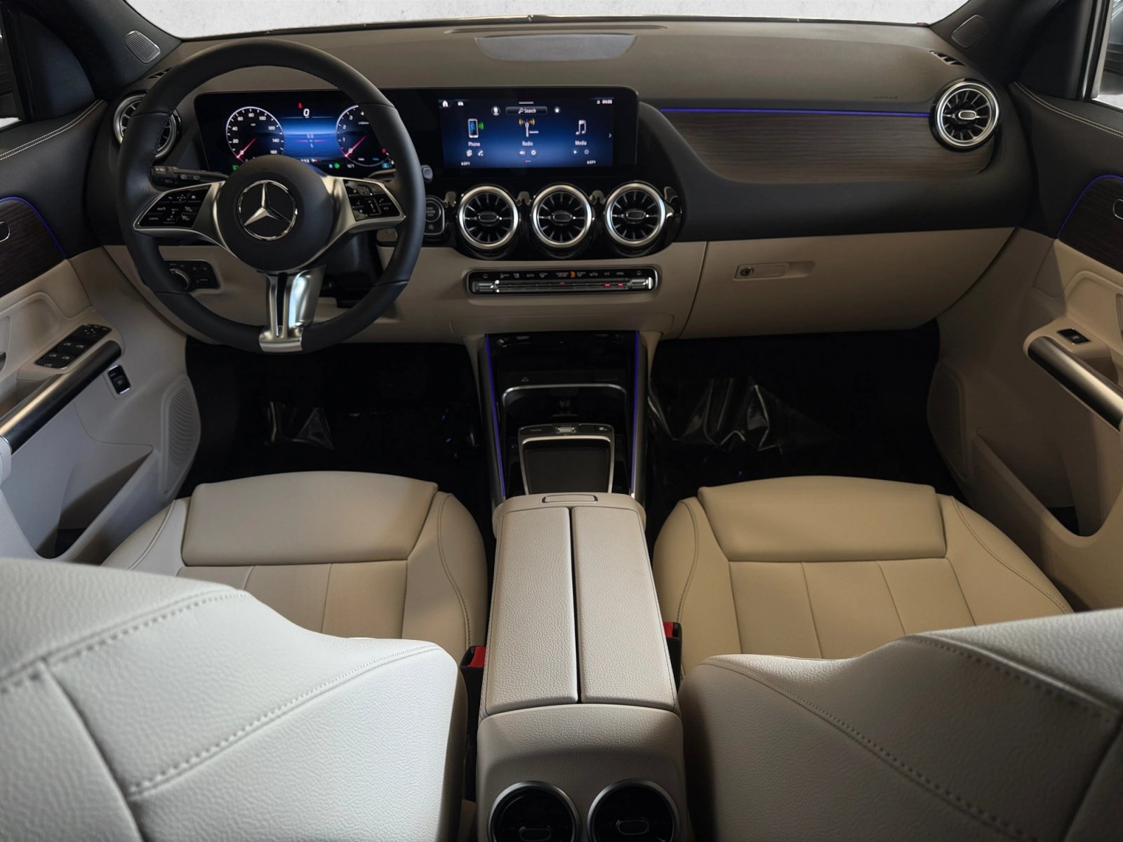 New 2026 Mercedes-Benz GLA 250 4MATIC image 16